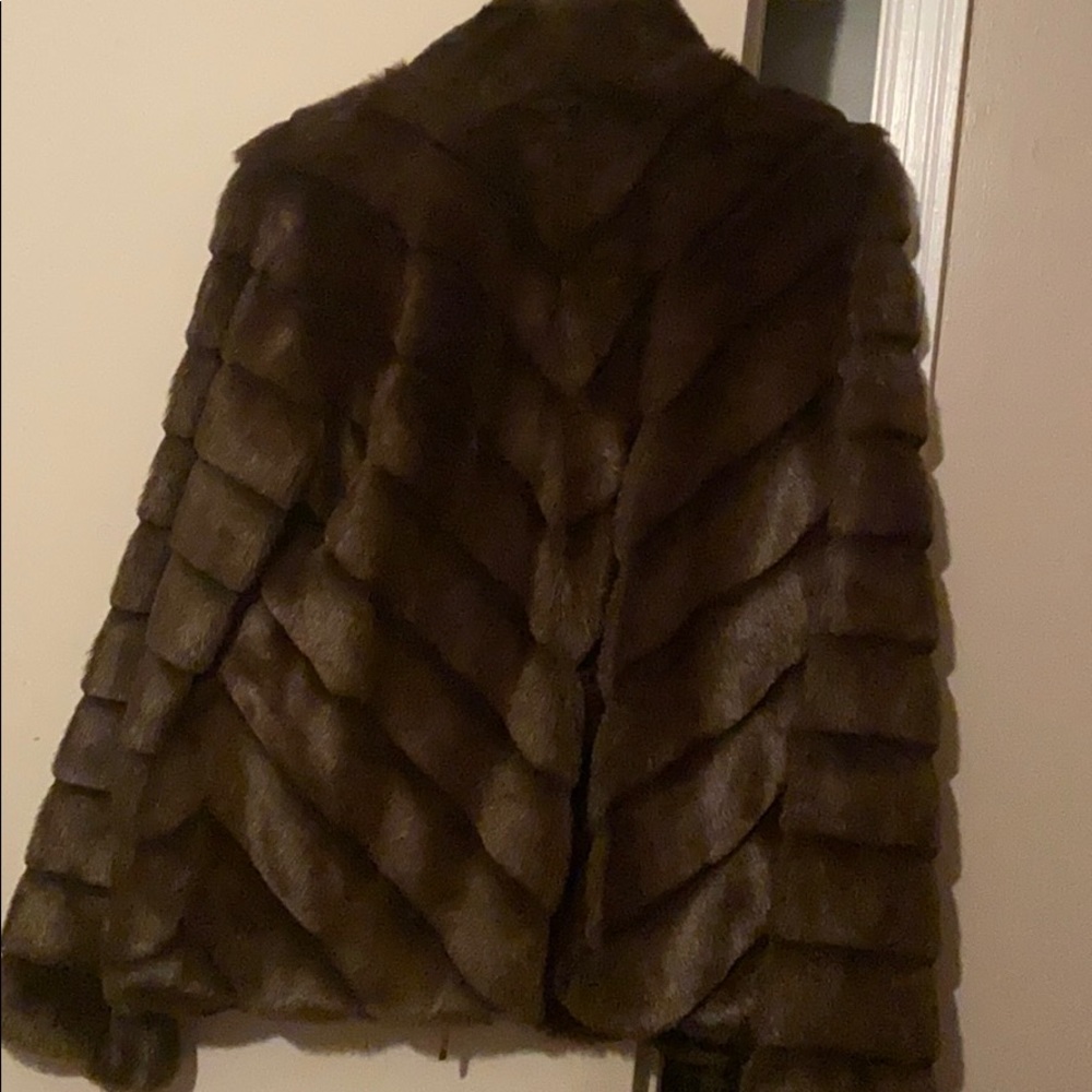 Brown faux fur jacket - Picture 4 of 4